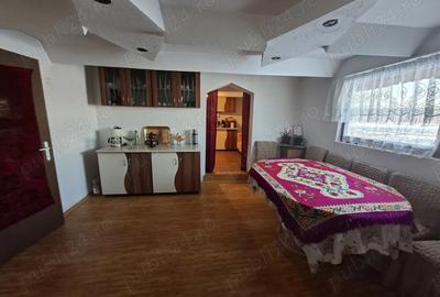 Casă cu 3 camere cu Teren 3404 Mp în Răchita - 7