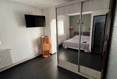 Garsonieră decomandată, mobilată în Central - 3