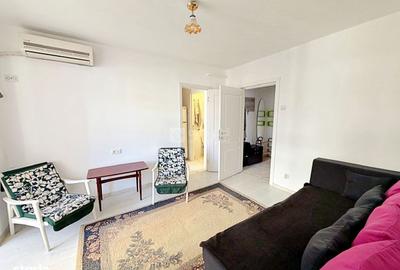 Apartament cu 3 camere nedecomandat, mobilat în Podu Roș