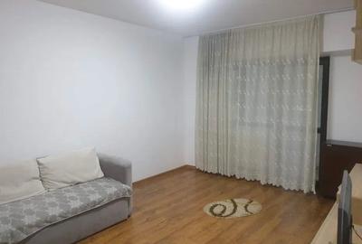 Apartament cu 3 camere decomandat în Semicentral