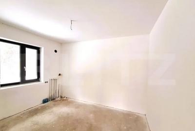 Casă cu 5 camere cu Teren 400 Mp în Central - 2