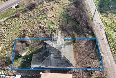 Casă cu 8 camere cu Teren 804 Mp în Limanu - 4