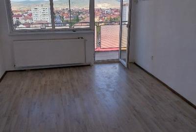Apartament cu 3 camere decomandat în Mihai Viteazul - 1