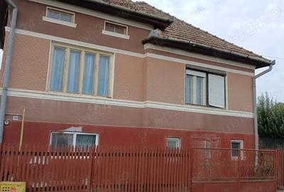 Casa de vanzare (parter + etaj) - 5