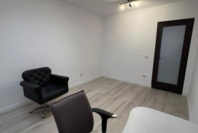 Spațiu comercial, de 12 mp, în Ultracentral - 1