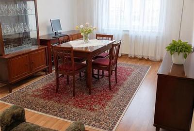 Apartament cu 3 camere decomandat în Astra - 1