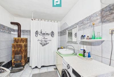 Casă individuală cu 6 camere cu Canalizare în Miniș - 15