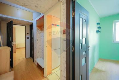 Apartament cu 3 camere semidecomandat, mobilat în Seleuș - 8