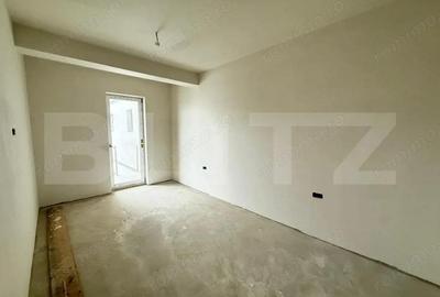 Apartament cu 2 camere semidecomandat în Soarelui