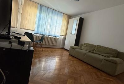 Apartament cu 2 camere semidecomandat în Exterior Vest