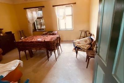 Casă cu 4 camere semidecomandat în Marpod - 7