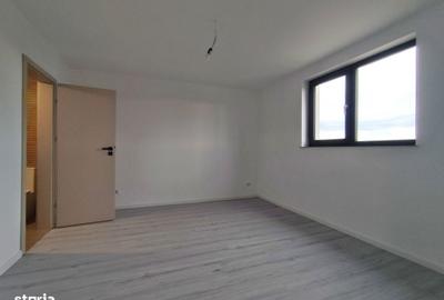 Casă cu 4 camere cu Teren 460 Mp în Tileagd - 9