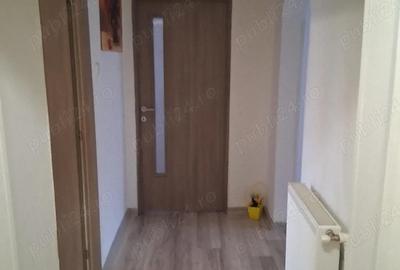Apartament cu 3 camere decomandat în Central - 2