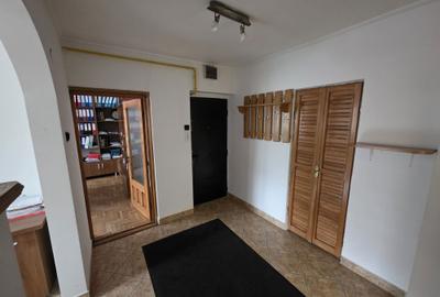 Apartament cu 2 camere decomandat în Central - 2