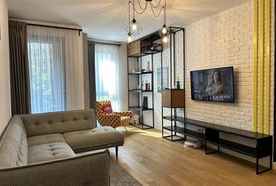 Apartament cu 3 camere decomandat, mobilat în Unirii