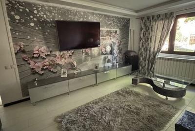 Apartament cu 2 camere decomandat în Central - 1