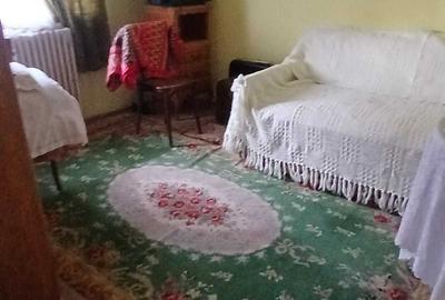 Apartament cu 3 camere decomandat în Central - 2