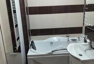Apartament cu 2 camere decomandat în Ultracentral