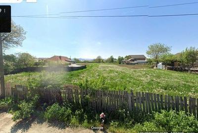 Teren de 2100 mp, în Central - 2