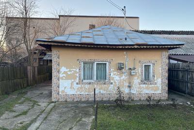 Casă cu 2 camere în Răzvad - 1