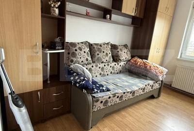 Apartament cu 2 camere decomandat, mobilat în Central