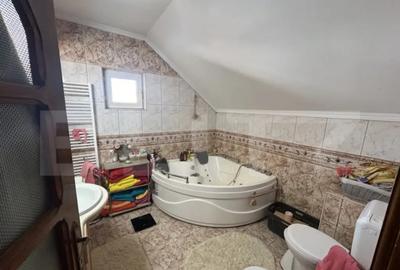 Casă cu 4 camere cu Teren 270 Mp în Central - 5