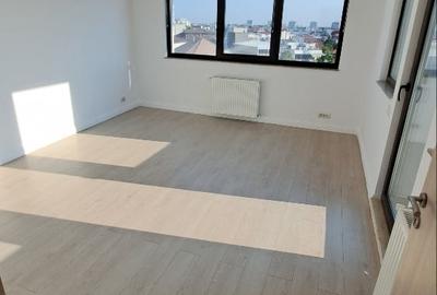 Apartament cu 4 camere decomandat în Dorobanți - 3