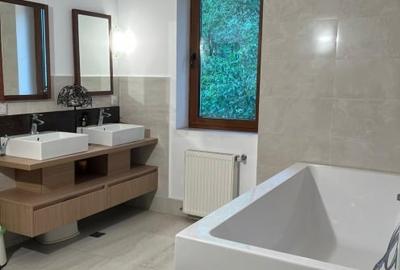 Domeniu excelent cu iesire si vedere in centrul Lacului Snagov - 13