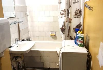 GARSONIERA- BLOC ANVELOPAT -FOARTE APROAPE DE METROU TITAN GARSONIERA- BLOC ANVELOPAT -FOARTE APROAPE DE METROU TITAN - 10