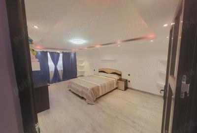 Casă cu 6 camere cu Teren 729 Mp în Căpățânești