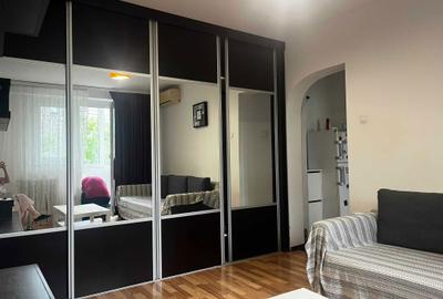 Apartament cu 2 camere semidecomandat în Exterior Vest - 1