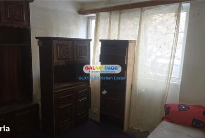 Apartament cu 3 camere semidecomandat în Giulești - 1