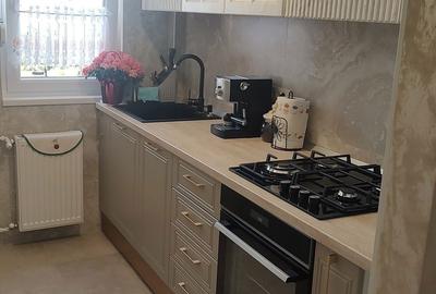 Apartament cu 3 camere semidecomandat în Central - 6