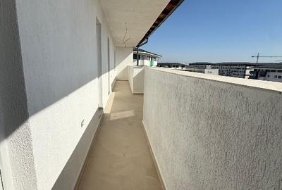 Apartament cu 3 camere decomandat în Roșu - 4