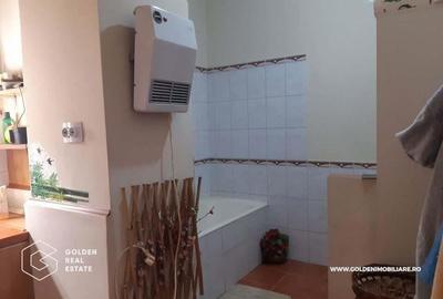 Casa mare, cu 4 apartamente a cate 1, 2, 3 ?i 4 camere fiecare - 12