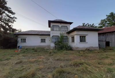 Casă cu 4 camere în Fâlfani - 6