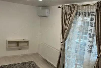 Apartament cu 2 camere semidecomandat în Apărătorii Patriei