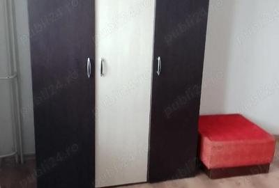 Apartament cu 3 camere semidecomandat în Central