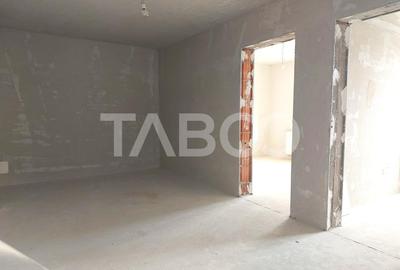 Apartament cu 3 camere decomandat în Central - 2