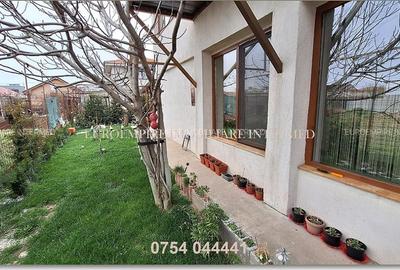 Casă cu 5 camere cu Teren 540 Mp în Km 5 - 14