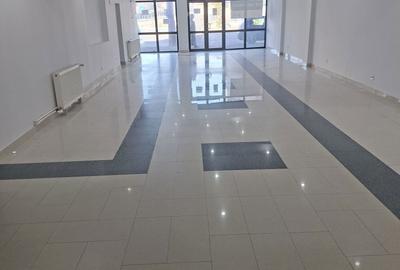 Spațiu comercial, de 160 mp, în Albești - 2