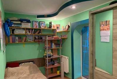 Apartament 4 camere Micro 20,et 3 - 4