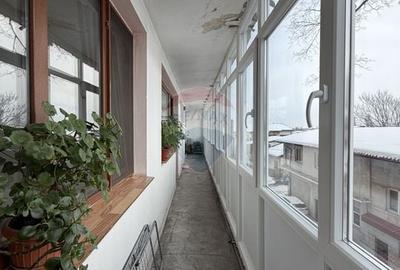 Apartament cu 3 camere semidecomandat, mobilat în Giulești - 15