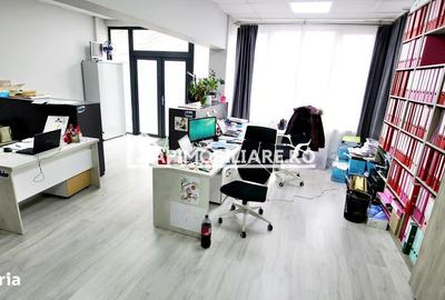 Spațiu comercial, de 220 mp, în Central - 9