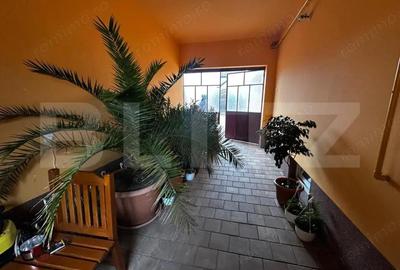 Casa spa?ioasa, aproape de centru, intr-o zona excelenta din Sebe? - 7