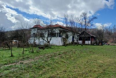 Casă cu 4 camere în Cotmeana - 5