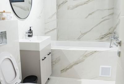 Apartament cu 3 camere decomandat în Exterior Vest - 1