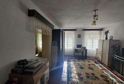 Apartament cu 2 camere semidecomandat, mobilat în Central - 4