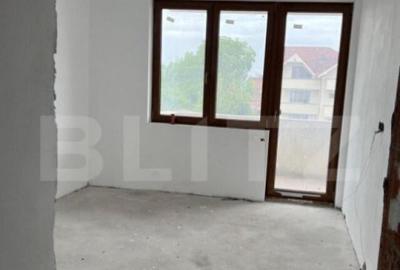 Apartament de 3 camere, 2 balcoane, 93 mp, etaj 1 - 8