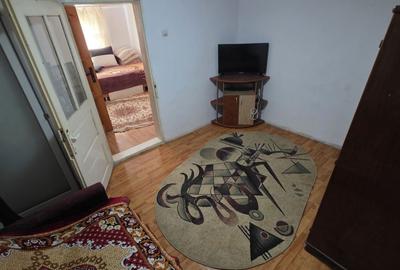 Casă cu 4 camere cu Teren 1400 Mp în Boldești - 4